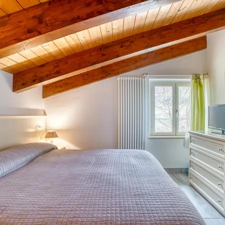 Holiday home Casavacanzelemore - Casa Zara Valfabbrica