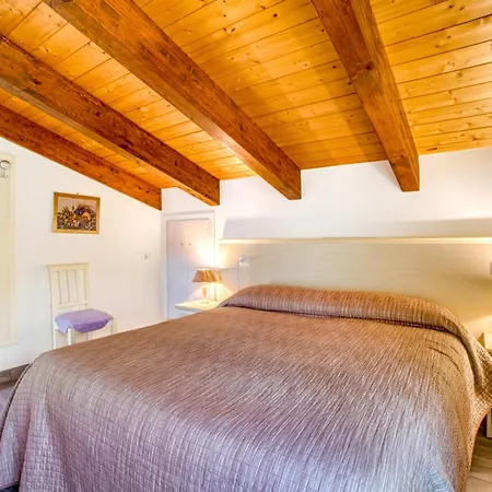 Casa de Férias Casavacanzelemore - Casa Zara Valfabbrica
